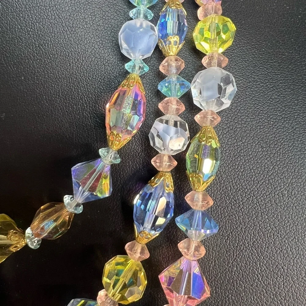 Vintage Colorful Aurora Borealis Glass Necklace & Clip On Earring Set 17” D15